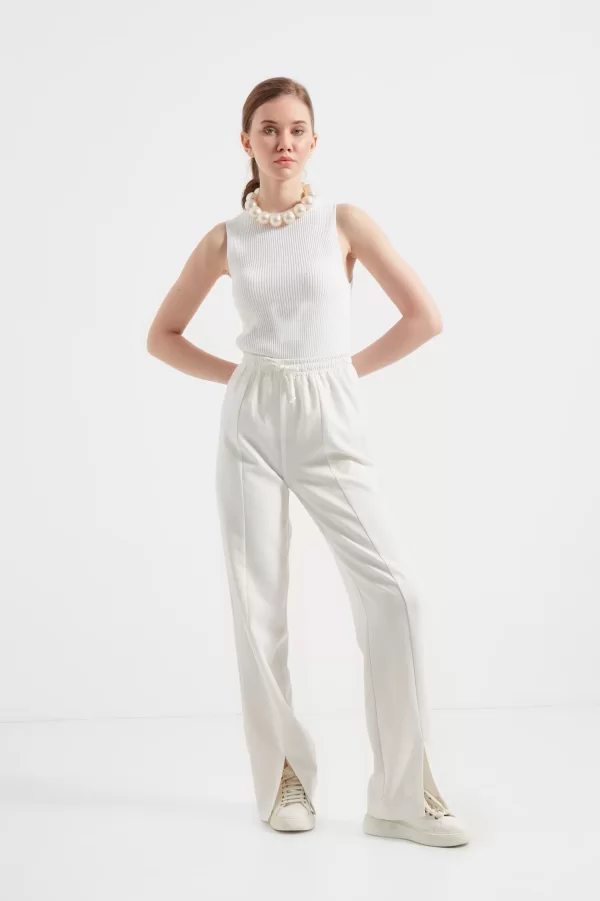 Beyaz Yırtmaçlı Krep Pantolon - Görsel 3