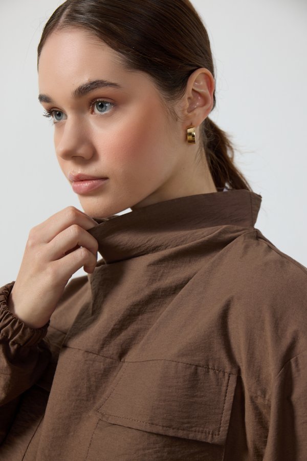 Kahverengi Yaka Detaylı Paraşüt Sweat - Görsel 6