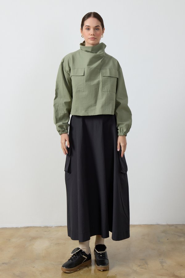 Yeşil Yaka Detaylı Paraşüt Sweat - Görsel 2