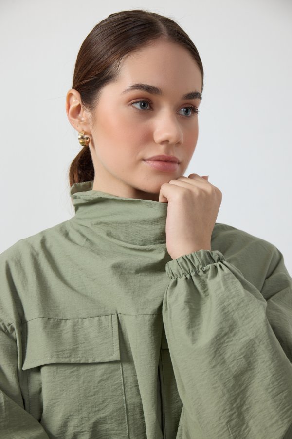 Yeşil Yaka Detaylı Paraşüt Sweat - Görsel 5