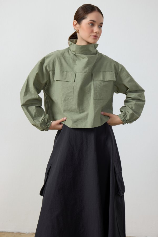Yeşil Yaka Detaylı Paraşüt Sweat - Görsel 6
