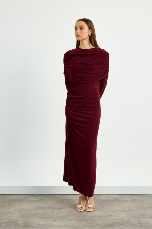 Bordo Omuz Detaylı Drape Elbise - Görsel 3
